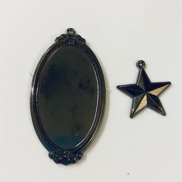 Scrapbooking Craft Bundle - Picture 10 of 10